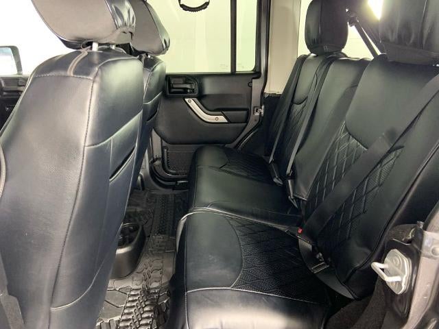 2016 Jeep Wrangler Unlimited 4WD 4dr Sahara