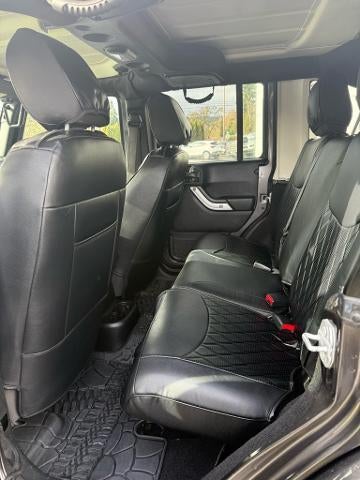 2016 Jeep Wrangler Unlimited 4WD 4dr Sahara