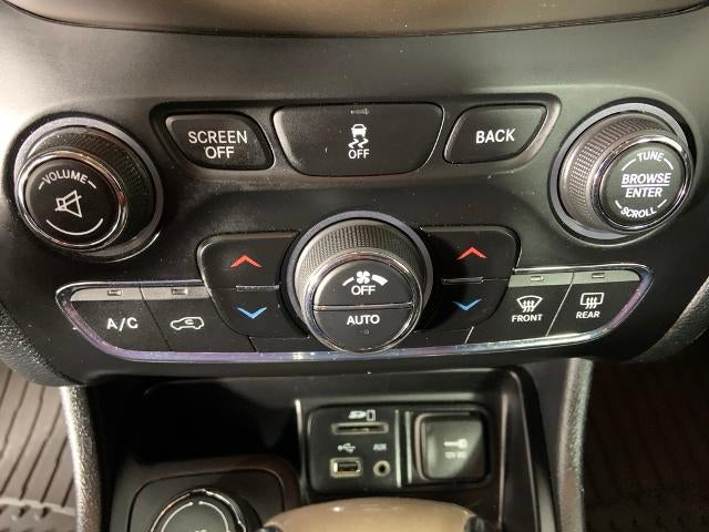 2016 Jeep Cherokee 4WD 4dr Limited