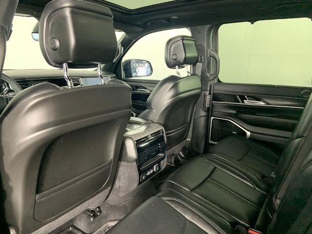 2023 Jeep Wagoneer L Series III 4x4
