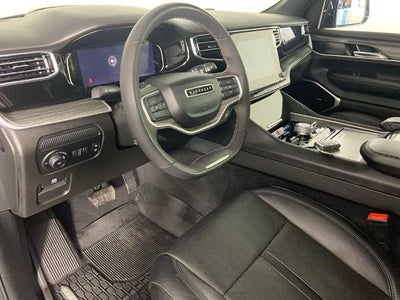 2023 Jeep Wagoneer L Series III 4x4