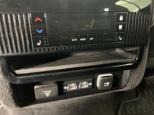 2023 Jeep Wagoneer L Series III 4x4