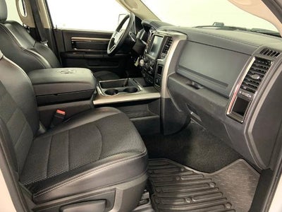 2016 RAM 1500 4WD Crew Cab 5.7 Ft Box Sport