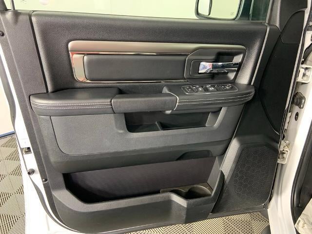 2016 RAM 1500 4WD Crew Cab 5.7 Ft Box Sport