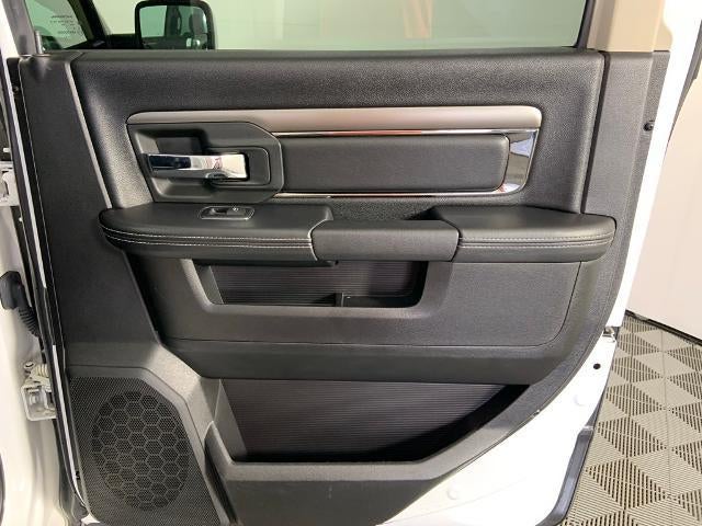 2016 RAM 1500 4WD Crew Cab 5.7 Ft Box Sport