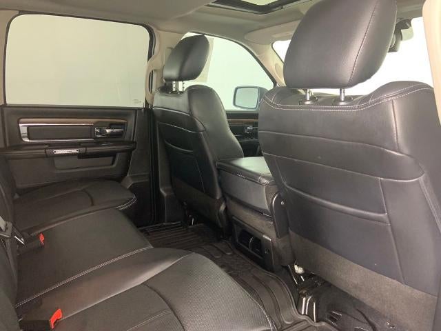 2019 RAM 1500 Classic Laramie 4x4 Crew Cab 5'7" Box