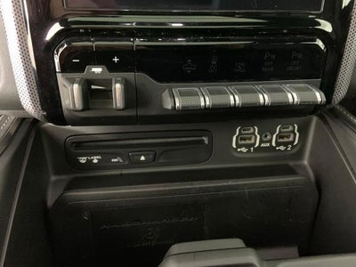 2019 RAM 1500 Limited 4x4 Crew Cab 5'7" Box