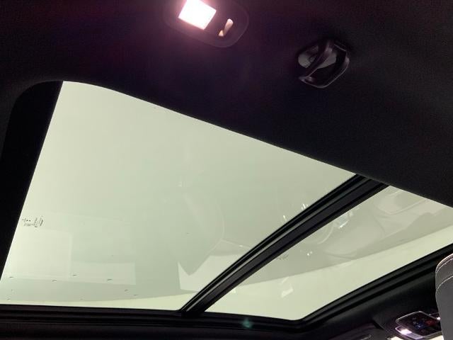 2019 RAM 1500 Limited 4x4 Crew Cab 5'7" Box