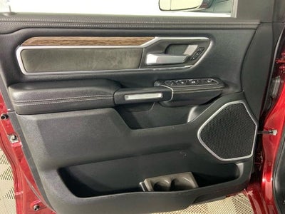 2020 RAM 1500 Laramie 4x4 Crew Cab 5'7" Box