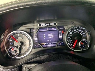 2020 RAM 1500 Laramie 4x4 Crew Cab 5'7" Box