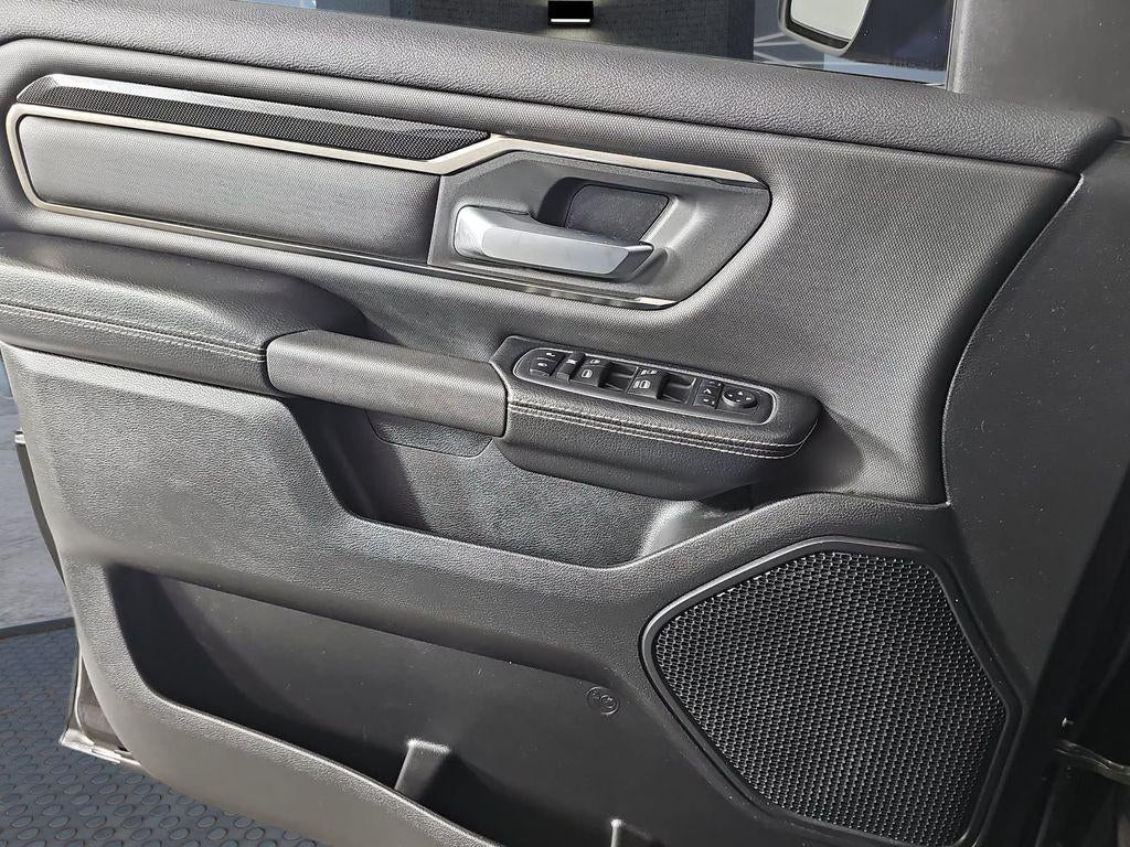 2019 RAM 1500 Rebel 4x4 Crew Cab 5'7" Box