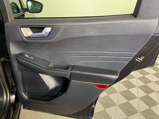 2022 Ford Escape Titanium AWD