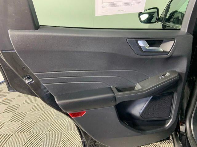 2022 Ford Escape Titanium AWD