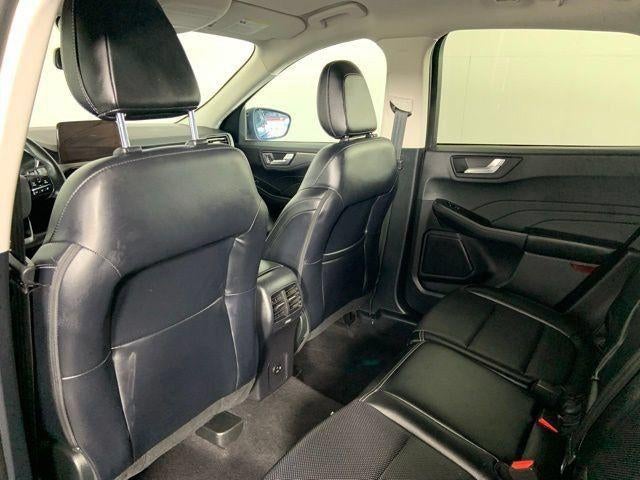 2022 Ford Escape Titanium AWD