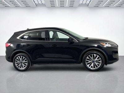 2022 Ford Escape Titanium AWD
