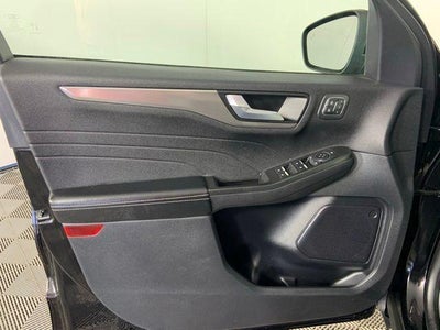 2022 Ford Escape Titanium AWD