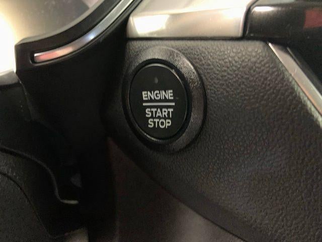 2022 Ford Escape Titanium AWD