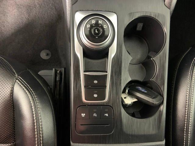 2022 Ford Escape Titanium AWD