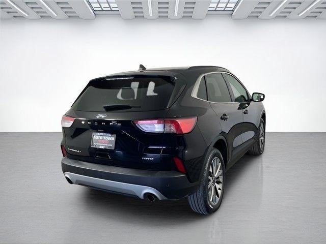 2022 Ford Escape Titanium AWD