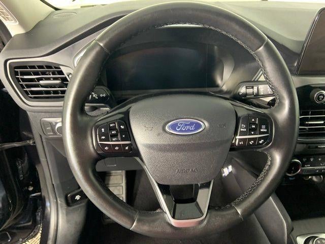 2022 Ford Escape Titanium AWD