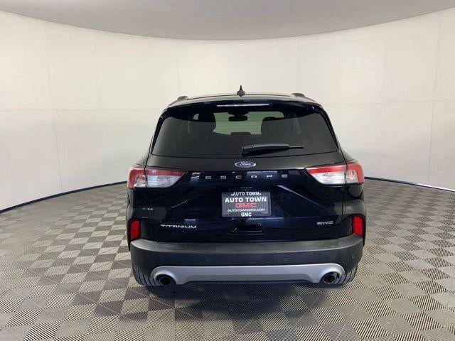 2022 Ford Escape Titanium AWD