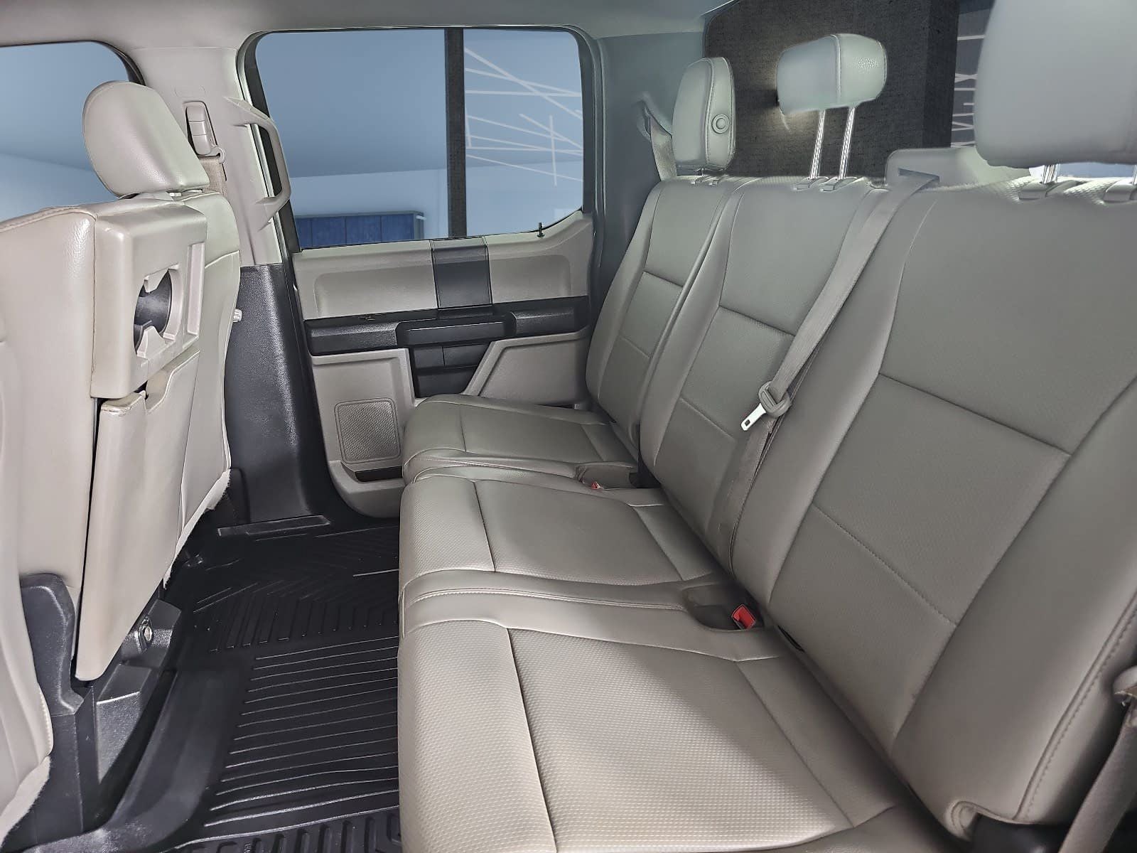 2018 Ford F-350 XL 4WD Crew Cab 6.75' Box