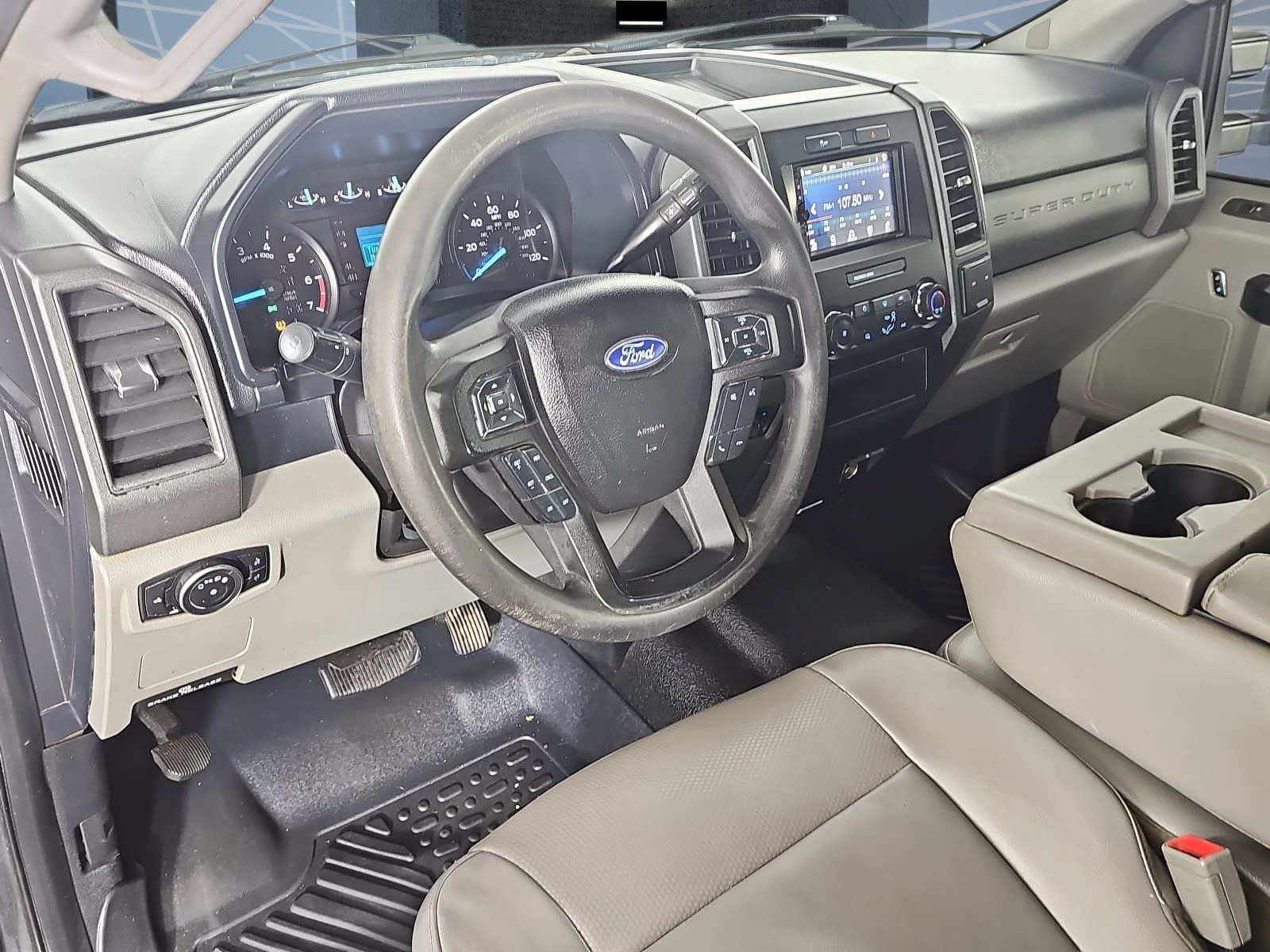 2018 Ford F-350 XL 4WD Crew Cab 6.75' Box