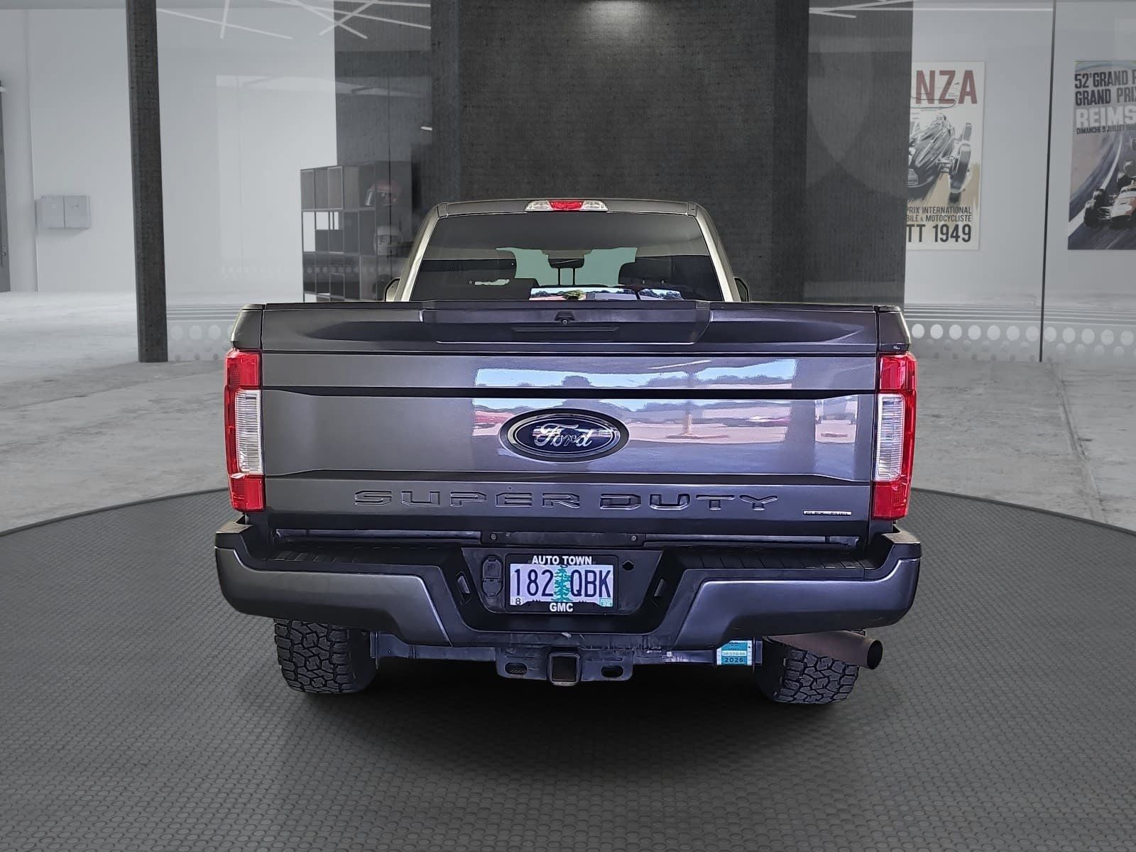 2018 Ford F-350 XL 4WD Crew Cab 6.75' Box