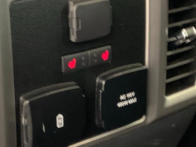 2022 Ford F-350 Platinum 4WD Crew Cab 6.75' Box