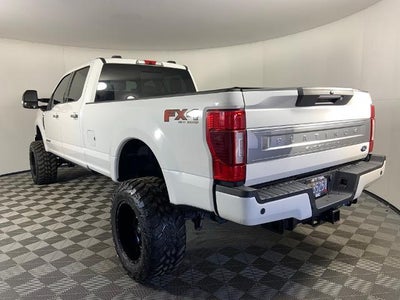 2022 Ford F-350 Platinum 4WD Crew Cab 6.75' Box