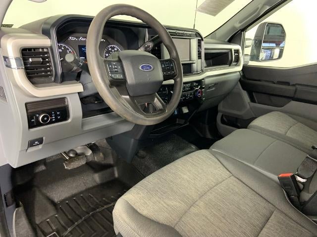 2024 Ford F-250 XL 4WD Reg Cab 8' Box