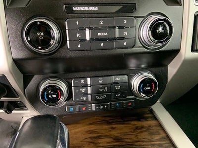 2020 Ford F-150 LARIAT 4WD SuperCrew 5.5' Box