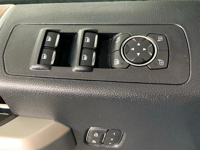 2020 Ford F-150 LARIAT 4WD SuperCrew 5.5' Box