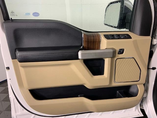 2015 Ford F-150 4WD SuperCrew 5-1/2 Ft Box Lariat