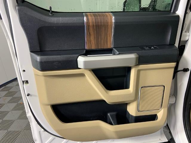 2015 Ford F-150 4WD SuperCrew 5-1/2 Ft Box Lariat