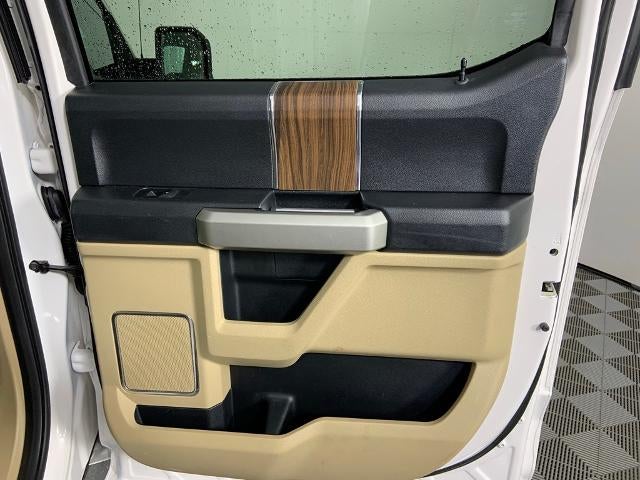 2015 Ford F-150 4WD SuperCrew 5-1/2 Ft Box Lariat