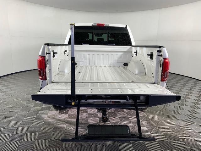 2015 Ford F-150 4WD SuperCrew 5-1/2 Ft Box Lariat