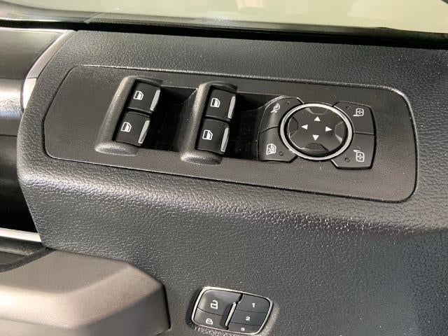 2018 Ford F-150 Platinum 4WD SuperCrew 5.5' Box