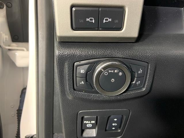 2016 Ford F-150 4WD SuperCrew 5-1/2 Ft Box Lariat