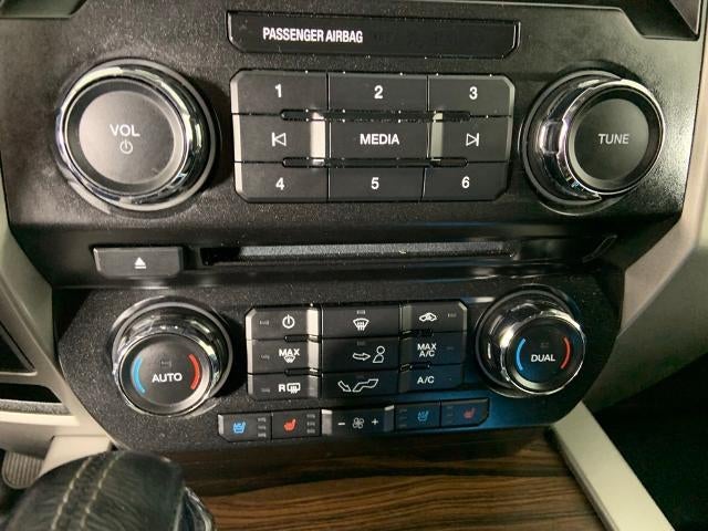 2016 Ford F-150 4WD SuperCrew 5-1/2 Ft Box Lariat