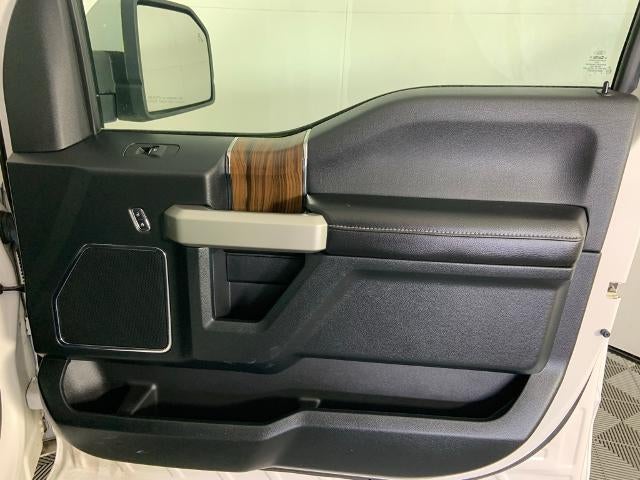 2016 Ford F-150 4WD SuperCrew 5-1/2 Ft Box Lariat