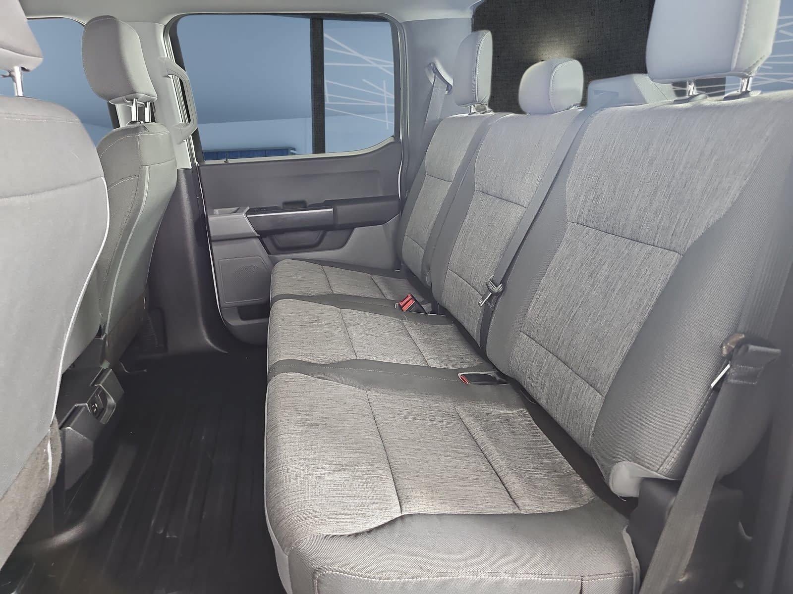 2023 Ford F-150 XL 4WD SuperCrew 5.5' Box