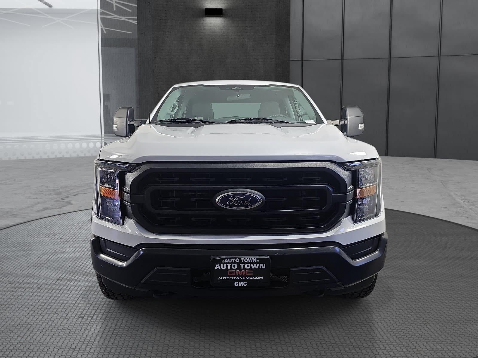 2023 Ford F-150 XL 4WD SuperCrew 5.5' Box