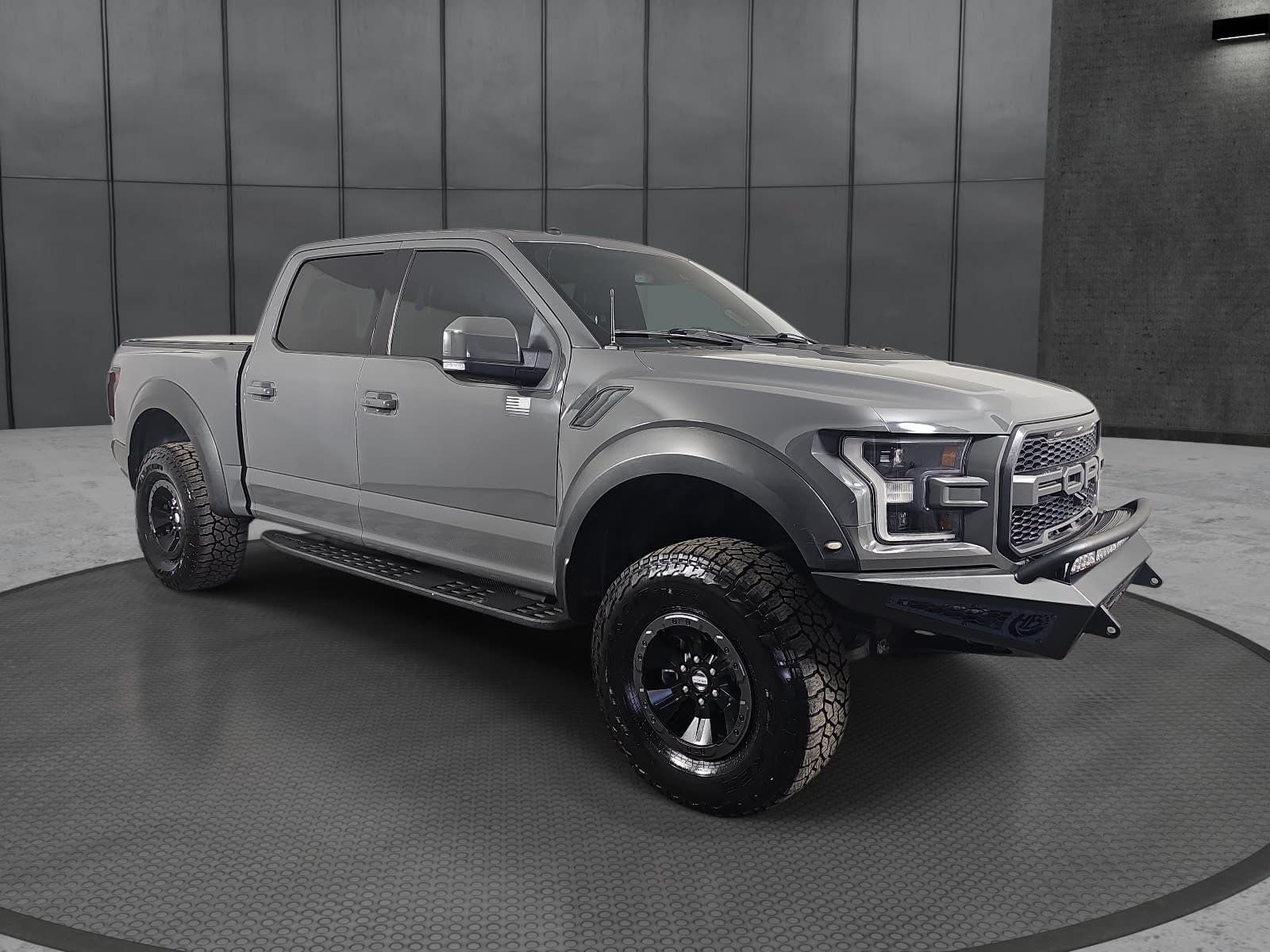 2018 Ford F-150 Raptor 4WD SuperCrew 5.5' Box