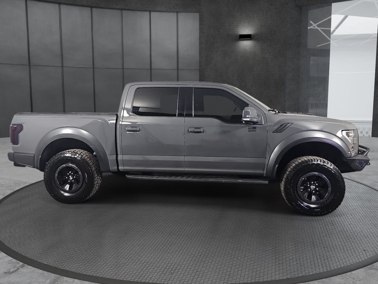 2018 Ford F-150 Raptor 4WD SuperCrew 5.5' Box