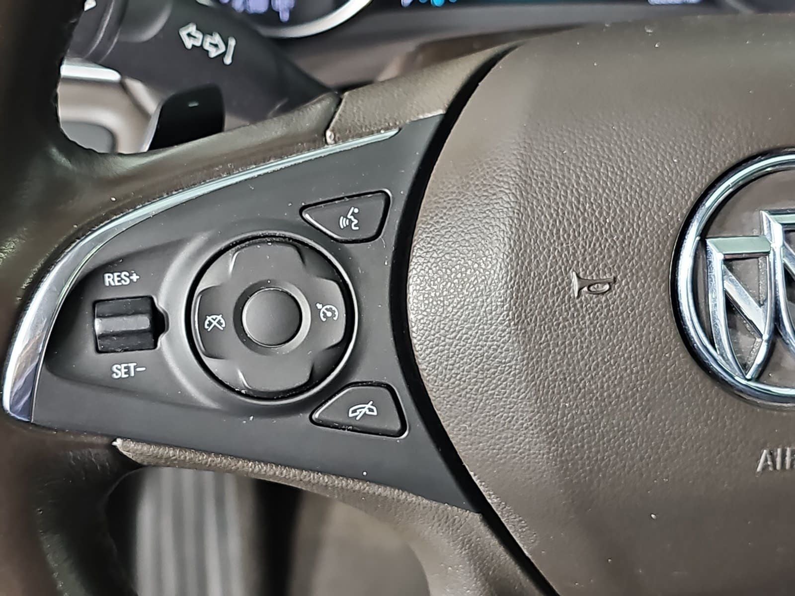 2017 Buick LaCrosse FWD Essence