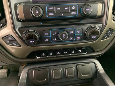 2017 Chevrolet Silverado 3500 HD Crew Cab Long Box 4-Wheel Drive High Country