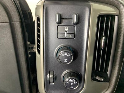 2017 Chevrolet Silverado 3500 HD Crew Cab Long Box 4-Wheel Drive High Country