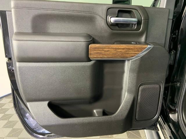 2022 Chevrolet Silverado 3500 HD Crew Cab Standard Box 4-Wheel Drive High Country