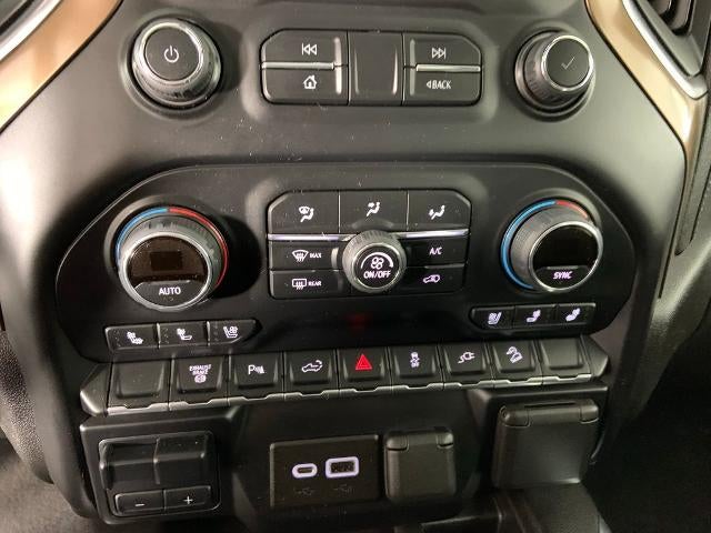 2022 Chevrolet Silverado 3500 HD Crew Cab Standard Box 4-Wheel Drive High Country